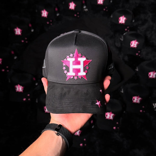 H pink  sad boy